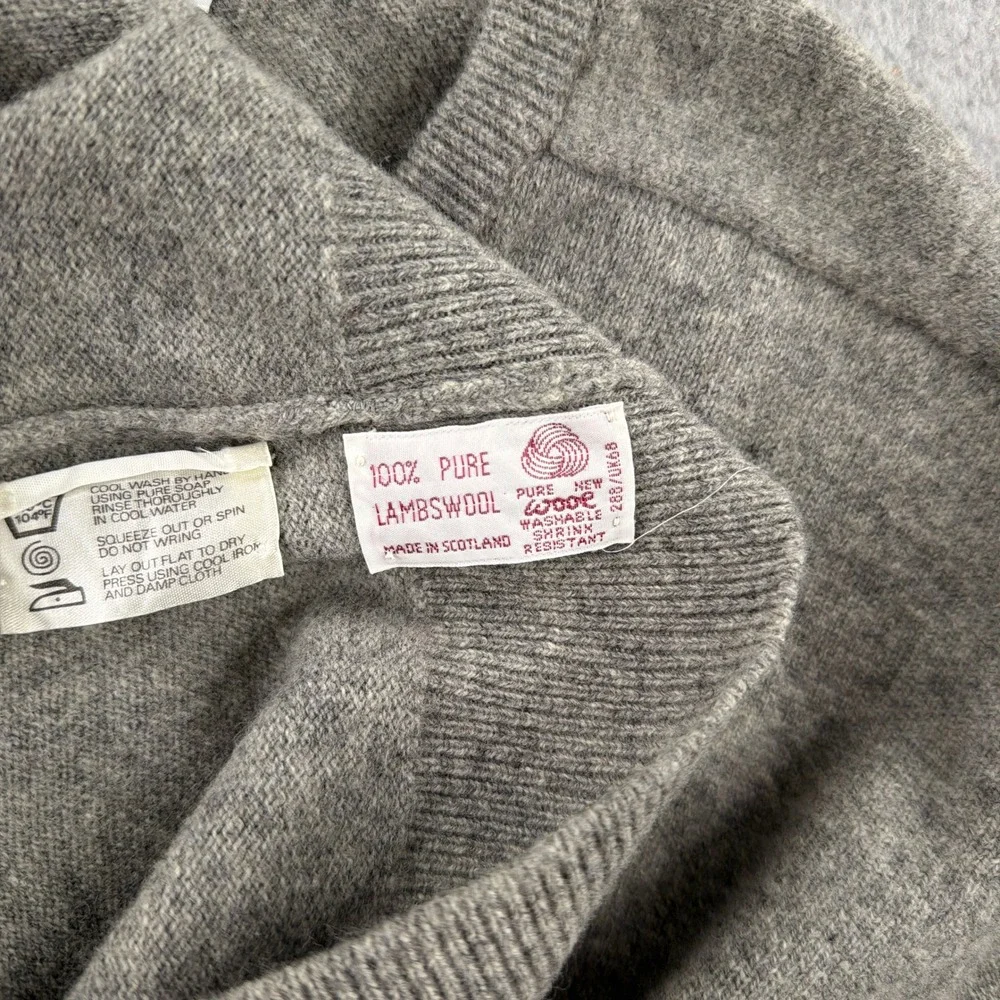 Racquet Sportswear Sweater M 42 Mens Gray Lambswool V-Neck Made in Scotland